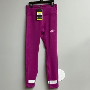 NWT Women’s Nike Air 7/8 Tights/Leggings Size Small